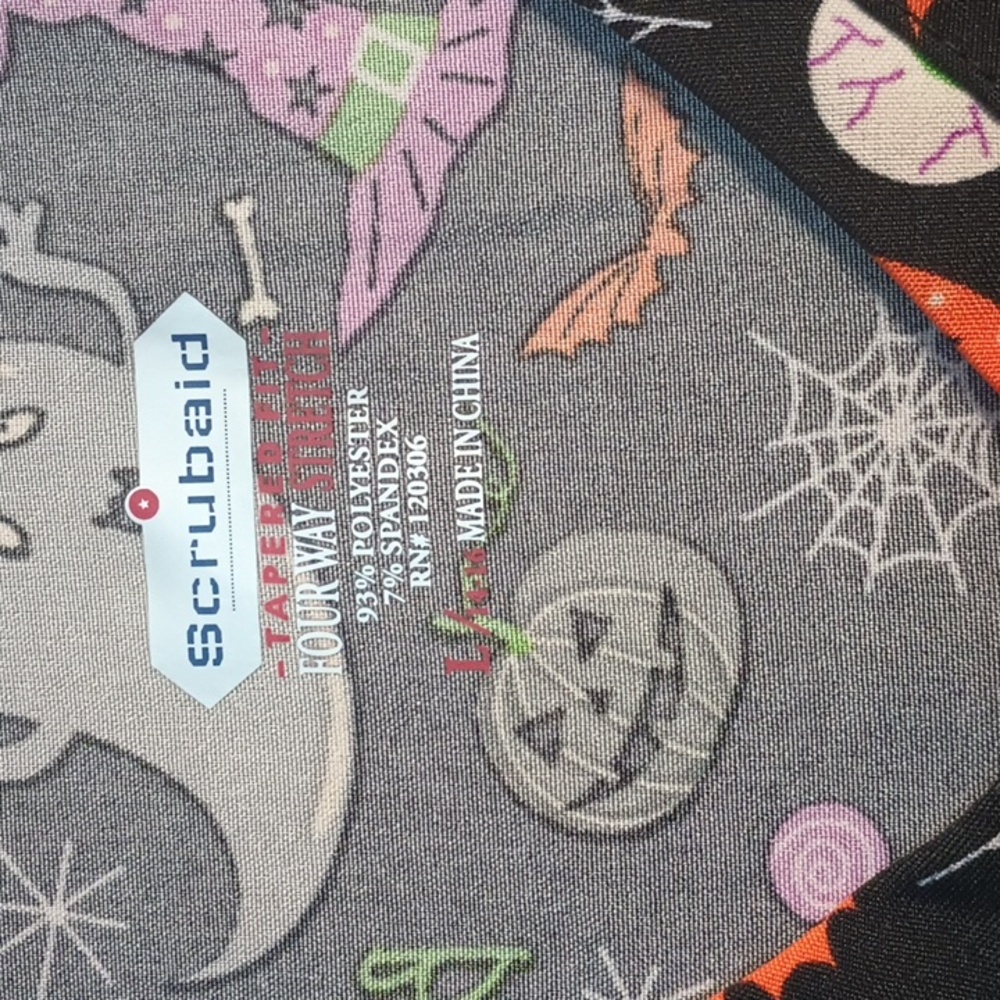 Couture Halloween Party Print L Scrub Top - Picture 2 of 5